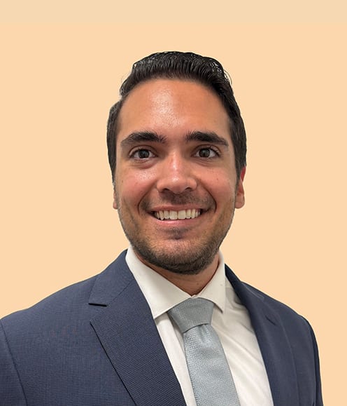 Dr. Gabriel Senor